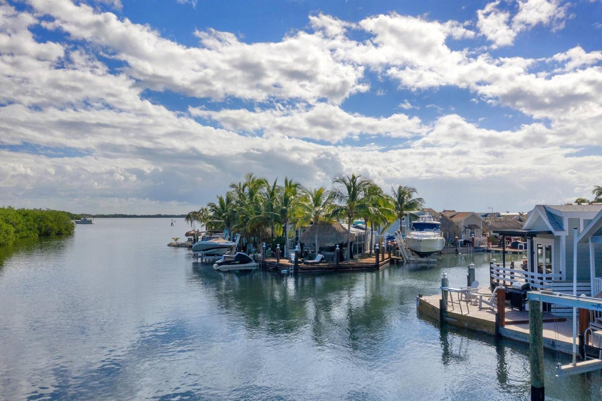 Tiny Home On Waterfront, Bay Views, Deck, Pool Jewfish Pokój zdjęcie